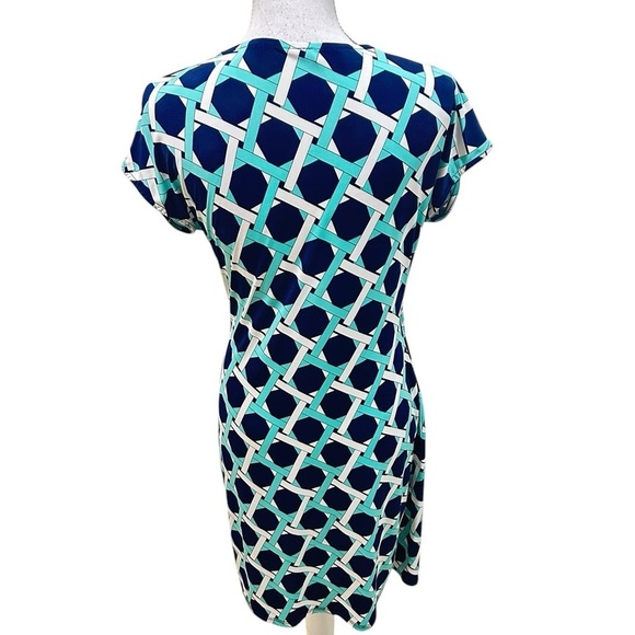 Yetts los Angeles Geometric Print Jersey Wrap Dress gunmetal chain detail 10 - Picture 8 of 9